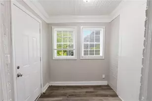 1800 Oakmont Dr NW, Atlanta, GA 30314 - Photo 7