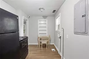 1800 Oakmont Dr NW, Atlanta, GA 30314 - Photo 3
