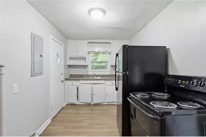 1800 Oakmont Drive NW, Atlanta, GA 30314 - Photo 11