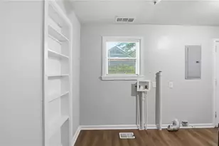 1800 Oakmont Dr NW, Atlanta, GA 30314 - Photo 21
