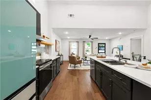 1379 Gault St SE, Atlanta, GA 30315 - Photo 9