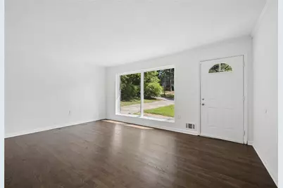 5726 Southwick Court SW, Atlanta, GA 30349 - Photo 7