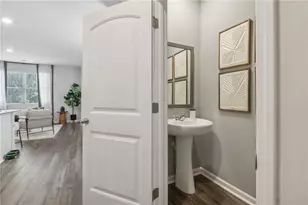 518 Woodcreek Circle SW, Atlanta, GA 30331 - Photo 7