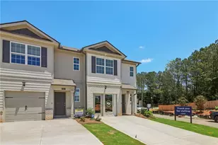 518 Woodcreek Circle SW, Atlanta, GA 30331 - Photo 3