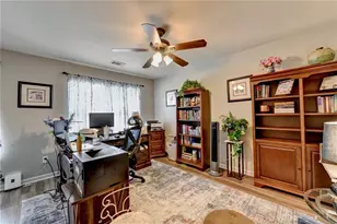 2862 Ridgeview Dr SW, Atlanta, GA 30331 - Photo 33