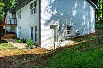 664 Hickory Ridge Road SW, Lilburn, GA 30047 - Photo 37