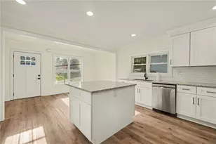 882 Hall St, Atlanta, GA 30318 - Photo 13