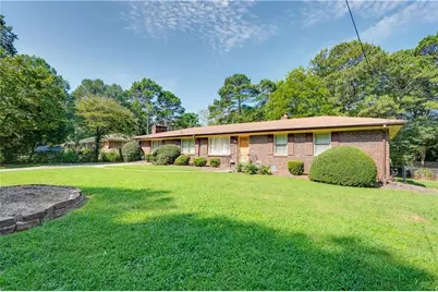 1419 Jon Juca Court, Stone Mountain, GA 30088 - Photo 3