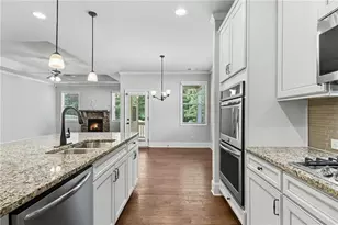 5985 Carruth Lake Dr, Cumming, GA 30028 - Photo 9