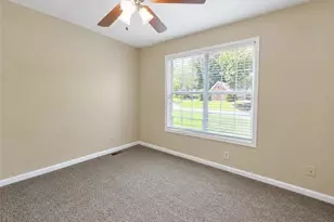 2095 Oakpointe Ct, Buford, GA 30519 - Photo 17