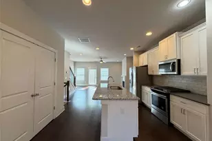3782 Oxford Cir, Doraville, GA 30340 - Photo 7