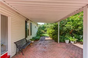 220 New St, Buford, GA 30518 - Photo 5