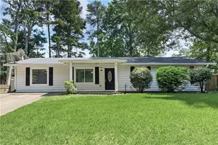 3733 Memorial Pkwy NW, Kennesaw, GA 30152 - Photo 1