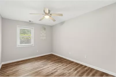3733 Memorial Parkway NW, Kennesaw, GA 30152 - Photo 27