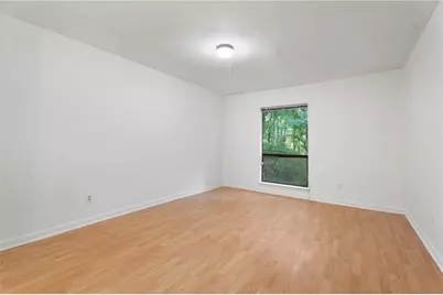 6390 Hawthorne Terrace, Peachtree Corners, GA 30092 - Photo 11