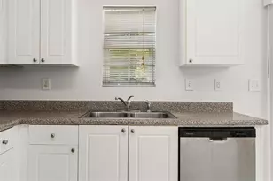 7648 Cozy Ln, South Fulton, GA 30213 - Photo 13