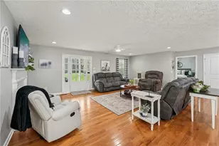 6471 Forsyth Dr, Cumming, GA 30028 - Photo 45