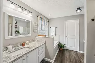 6471 Forsyth Dr, Cumming, GA 30028 - Photo 11