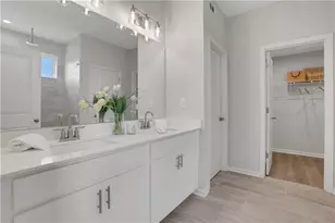 700 Dugout Dr, Lawrenceville, GA 30043 - Photo 23