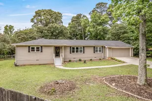 25 Pine Chase Dr, Carrollton, GA 30116 - Photo 1