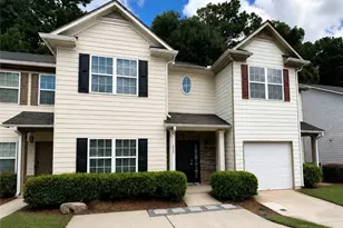 6944 Rogers Point, Lithonia, GA 30058 - Photo 1