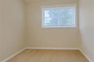 6640 Valley Hill Dr SW, Mableton, GA 30126 - Photo 5