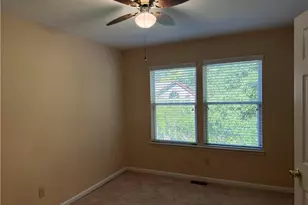 4654 Hampton NE, Marietta, GA 30068 - Photo 15