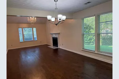 4654 Hampton NE, Marietta, GA 30068 - Photo 11