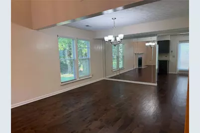 4654 Hampton NE, Marietta, GA 30068 - Photo 3
