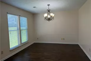 4654 Hampton NE, Marietta, GA 30068 - Photo 5
