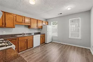 2058 Charter Ln, Lithonia, GA 30058 - Photo 9
