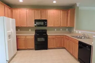 3196 Cedar Glade Ln, Buford, GA 30519 - Photo 3