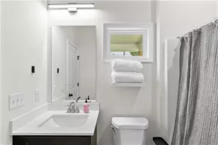 624 Robert St NW, Atlanta, GA 30318 - Photo 21