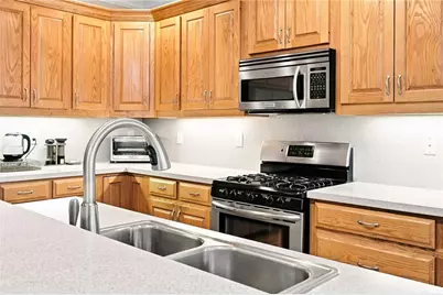 707 Bedford Trace, Canton, GA 30114 - Photo 5