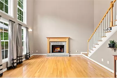 707 Bedford Trace, Canton, GA 30114 - Photo 7