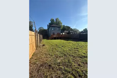 831 Cameron M Alexandar, Atlanta, GA 30318 - Photo 11