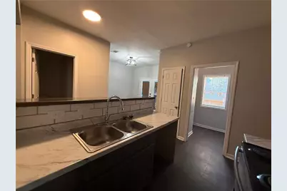 831 Cameron M Alexandar, Atlanta, GA 30318 - Photo 3
