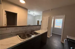 831 Cameron M Alexandar, Atlanta, GA 30318 - Photo 3