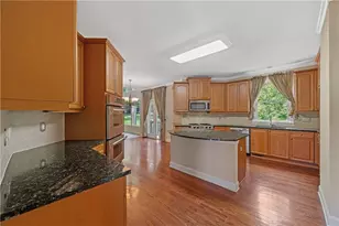 562 Vinings Springs Dr SE, Mableton, GA 30126 - Photo 19