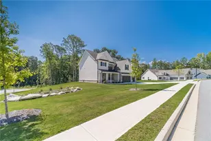 907 Bessie Ct, Loganville, GA 30052 - Photo 3