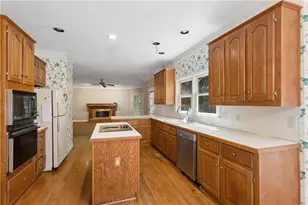 4004 Chelsea Ln, Marietta, GA 30062 - Photo 23
