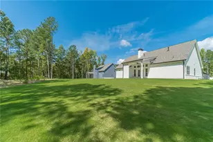 897 Bessie Ct, Loganville, GA 30052 - Photo 45