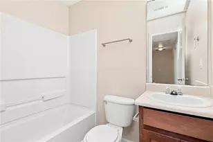 8606 Thomas Ln, Riverdale, GA 30274 - Photo 13
