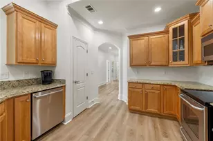 12100 Seasons Trace, Alpharetta, GA 30004 - Photo 15