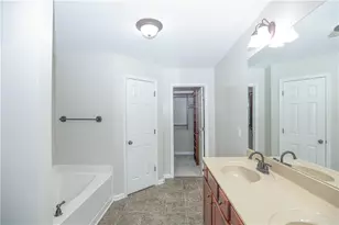708 Village Field Ct, Suwanee, GA 30024 - Photo 33