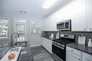708 Village Field Ct, Suwanee, GA 30024 - Photo 17