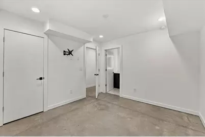 2174 Bristol Cove NE, Atlanta, GA 30341 - Photo 37