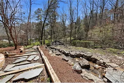 7300 Chattahoochee Bluff Drive, Atlanta, GA 30350 - Photo 25