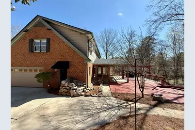 7300 Chattahoochee Bluff Drive, Atlanta, GA 30350 - Photo 3
