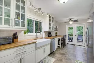 2397 June Springs Dr SW, Marietta, GA 30008 - Photo 17